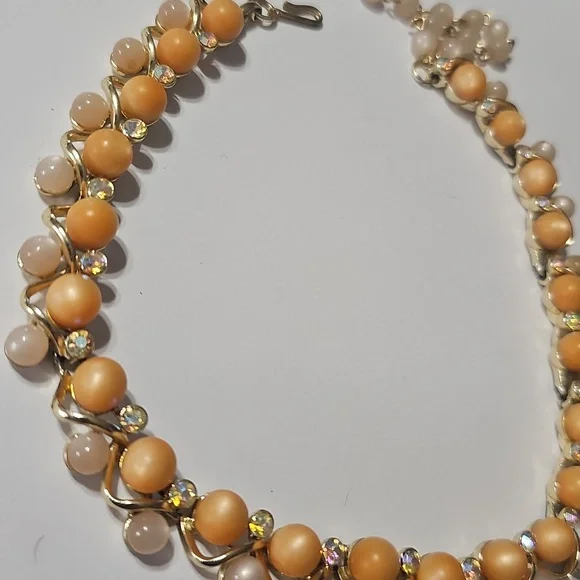 Vintage Elegant Orange beads With Rhinestones